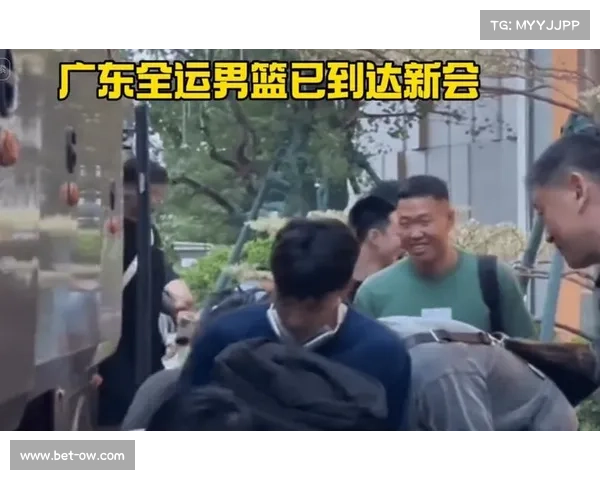 贺希宁王浩然合同到期,深圳男篮面临续约压力 贺希宁王浩然合同到期,深圳男篮面临续约压力