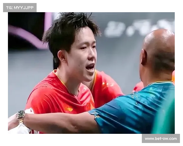 王楚钦赛后调侃黄镇廷“猴赛雷”，粤语互动展现赛场内外友谊